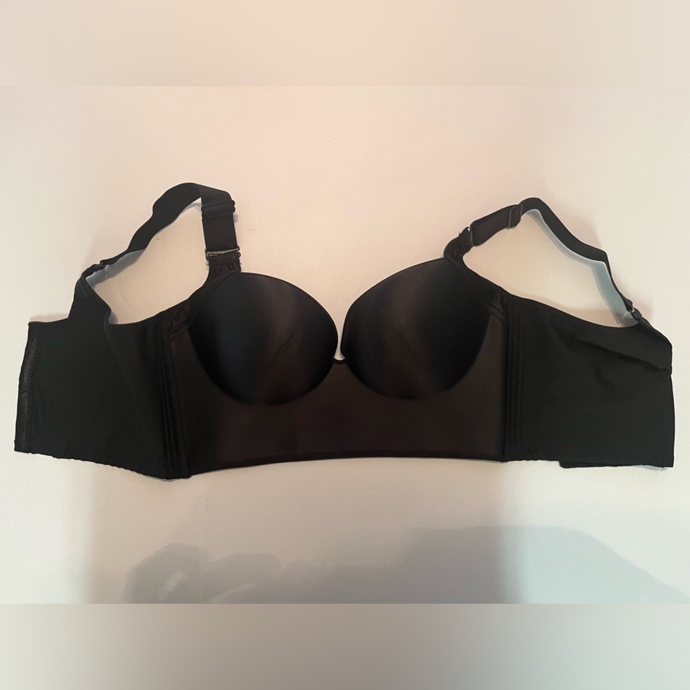 Women’s Black Comfort Bra Size 38/85 New in Package